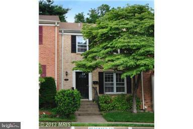 CHURCHILL SQUARE - Residential Lease