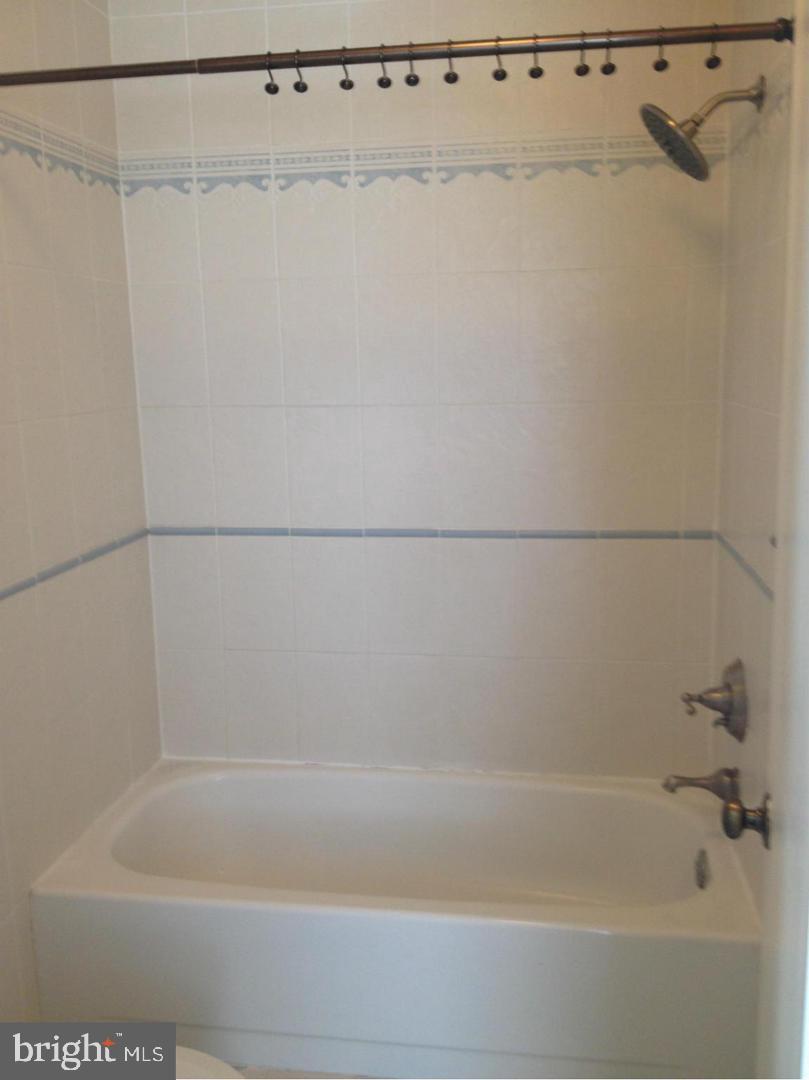 CHURCHILL SQUARE - Residential Lease