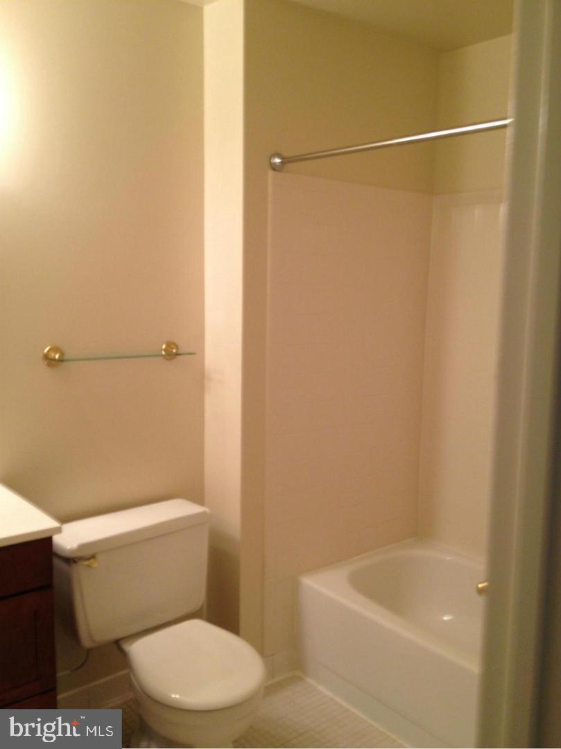 CHURCHILL SQUARE - Residential Lease