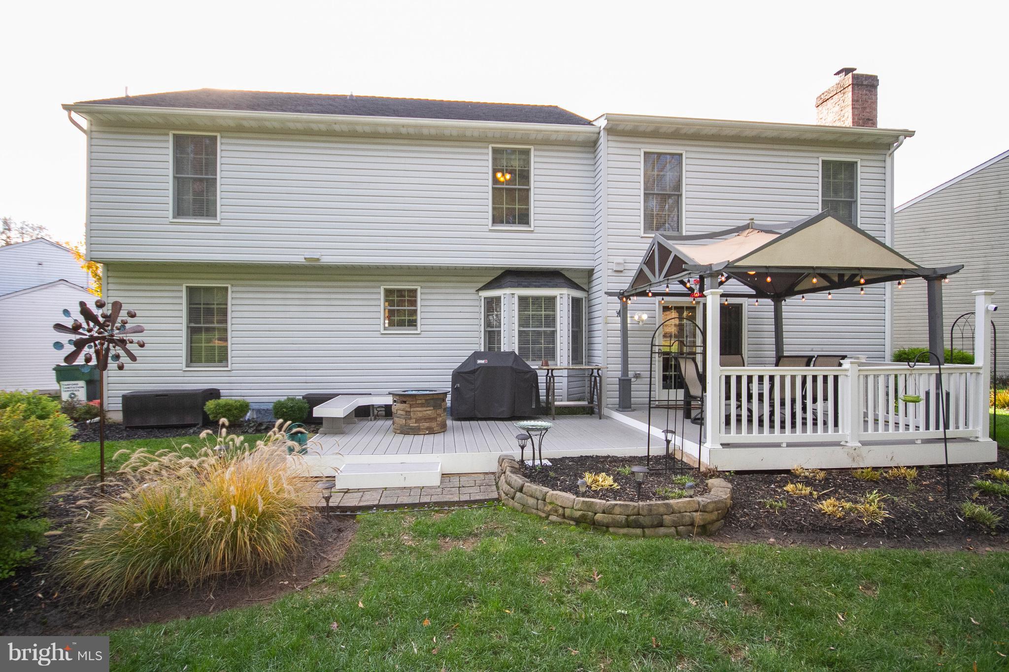 HUNTERS RUN - Residential