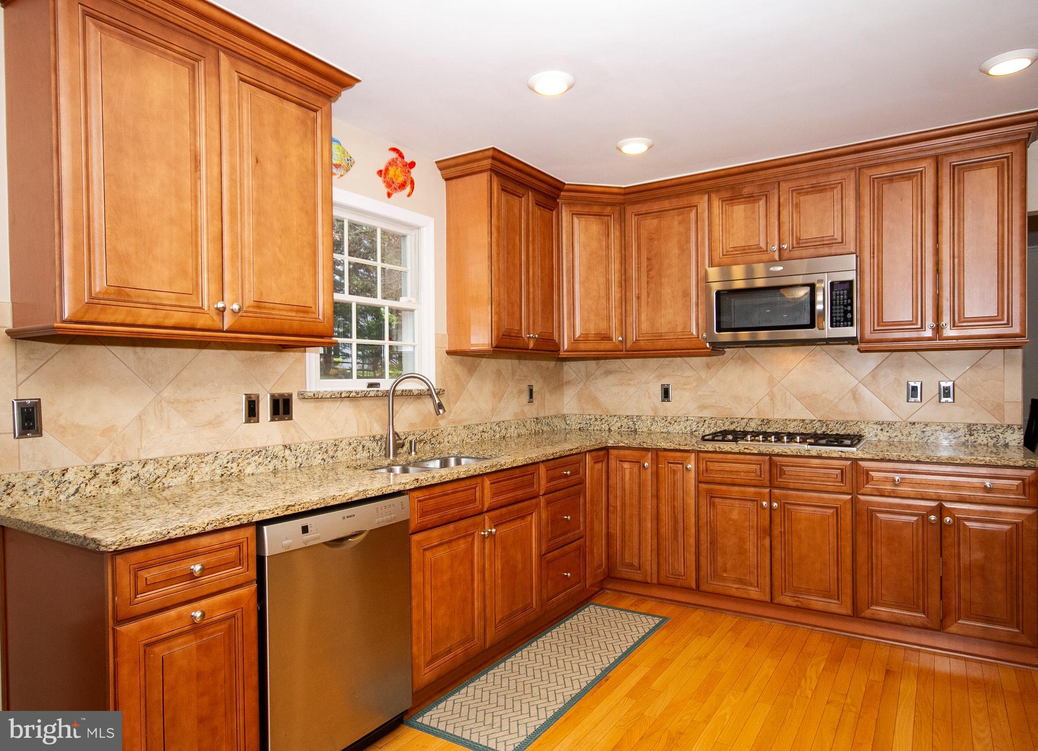 HUNTERS RUN - Residential