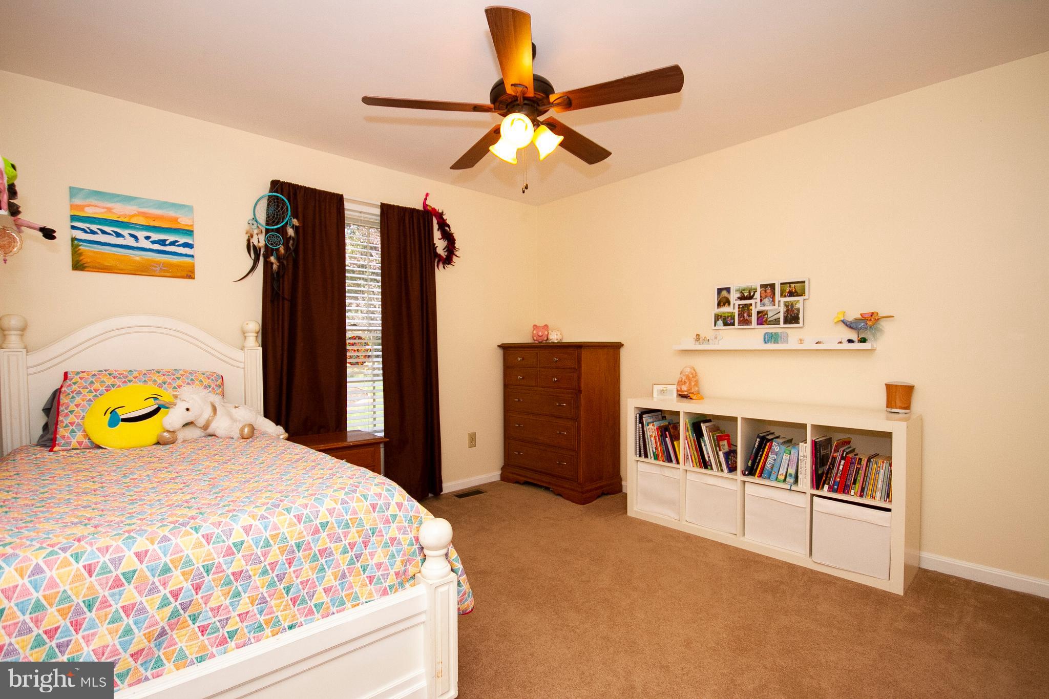 HUNTERS RUN - Residential