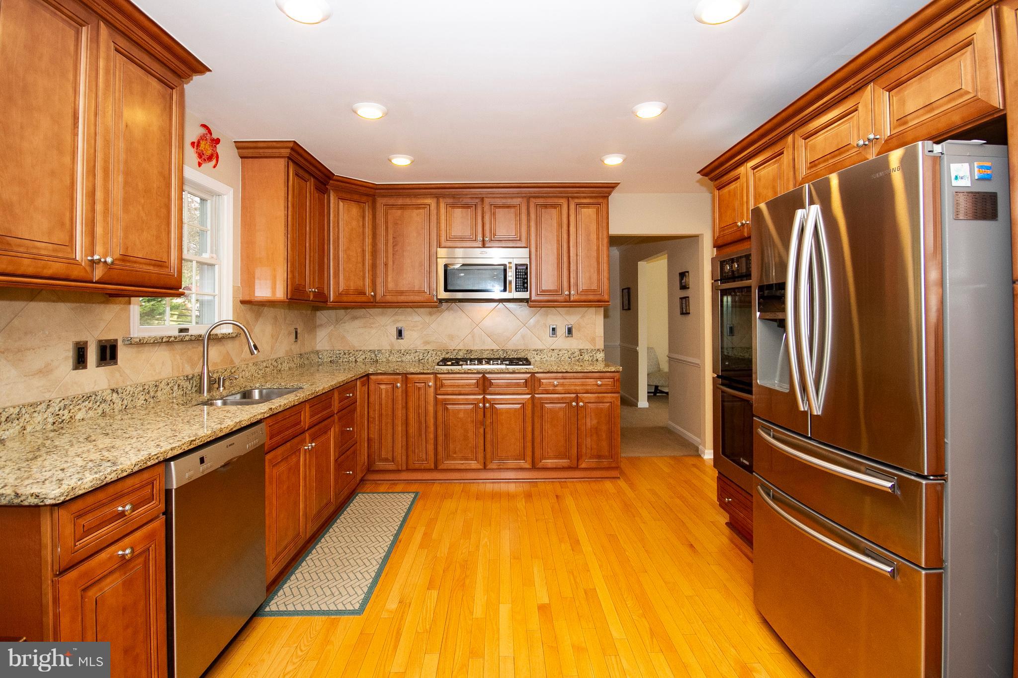 HUNTERS RUN - Residential