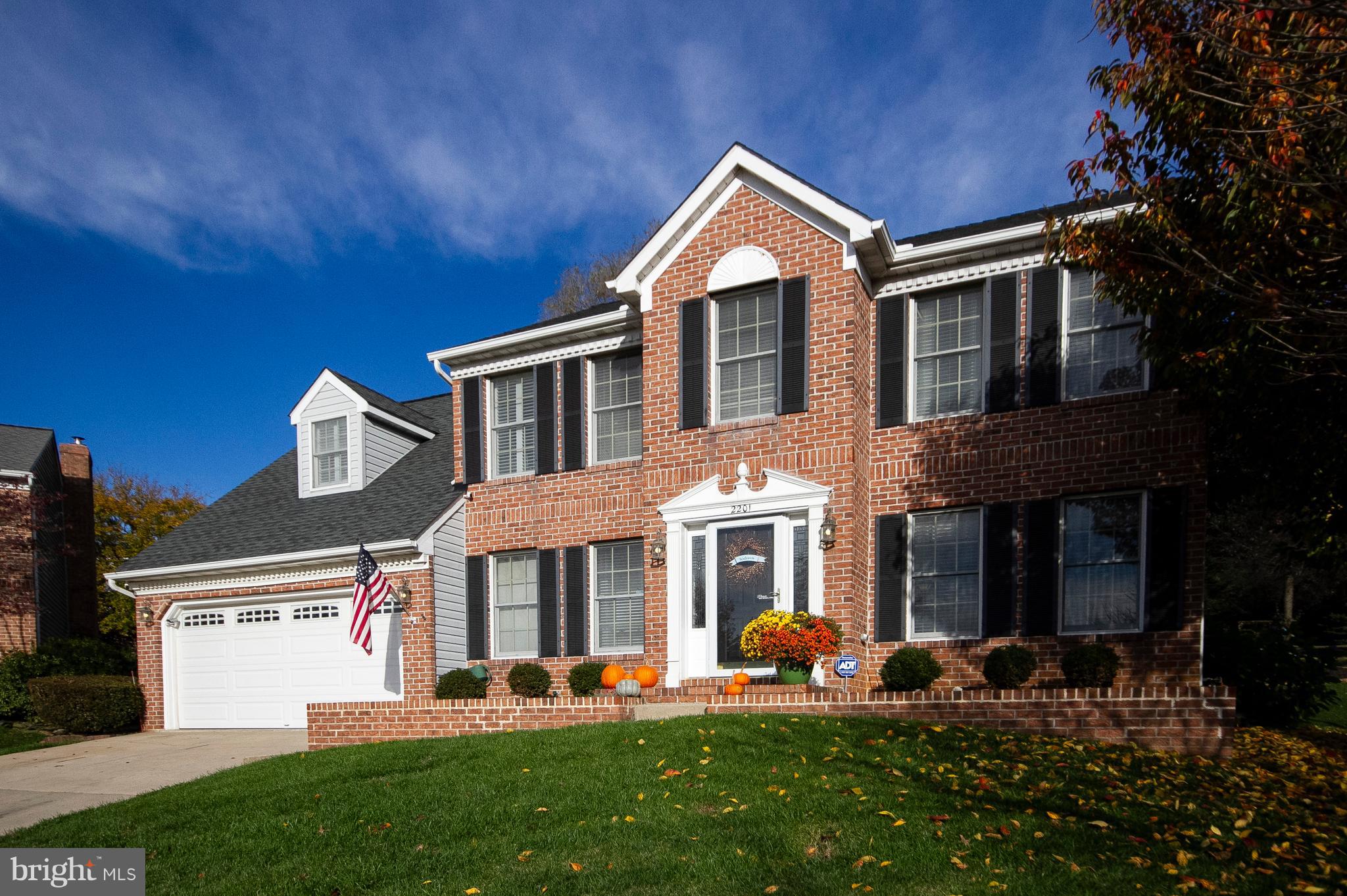 HUNTERS RUN - Residential