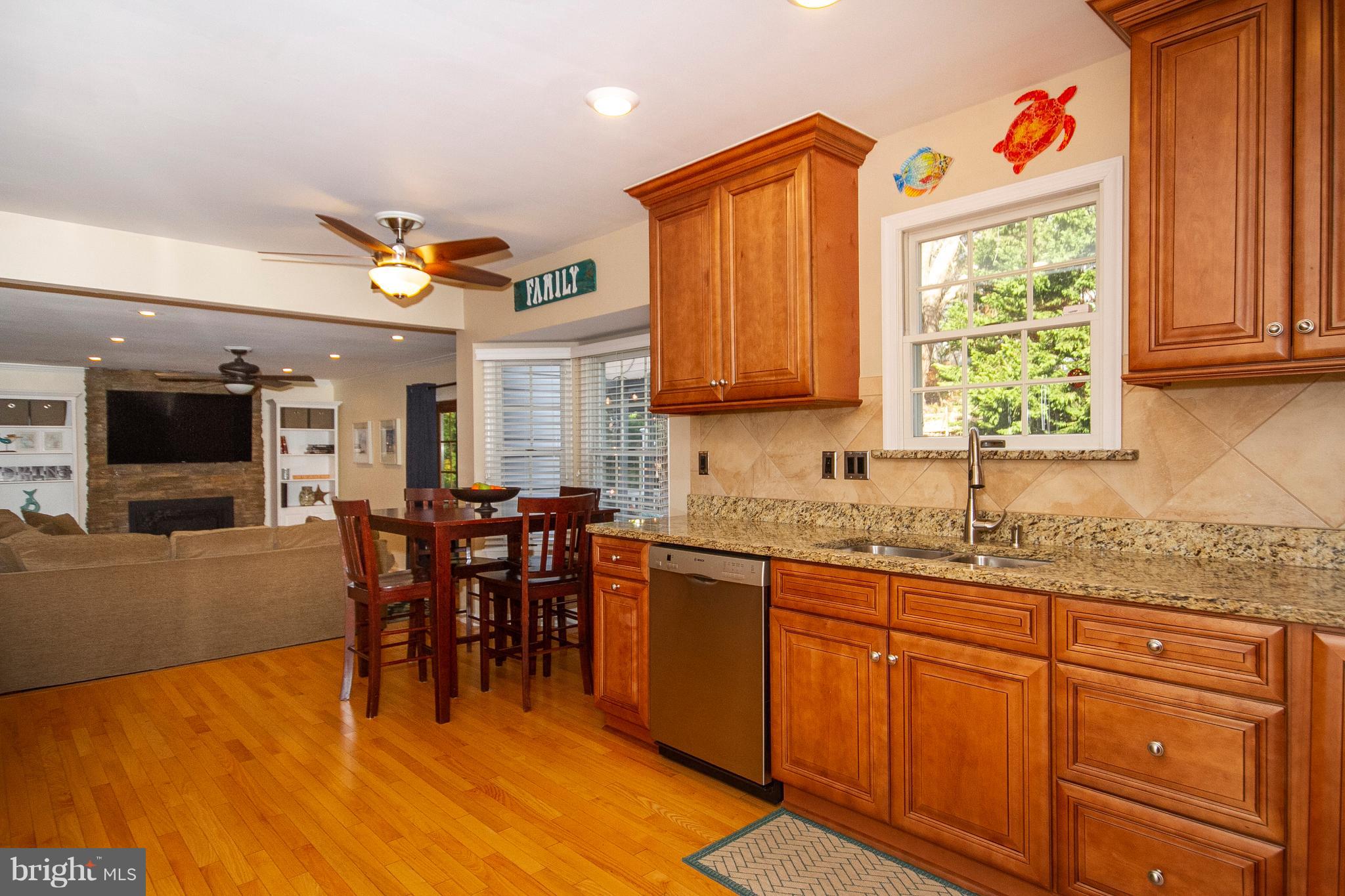 HUNTERS RUN - Residential