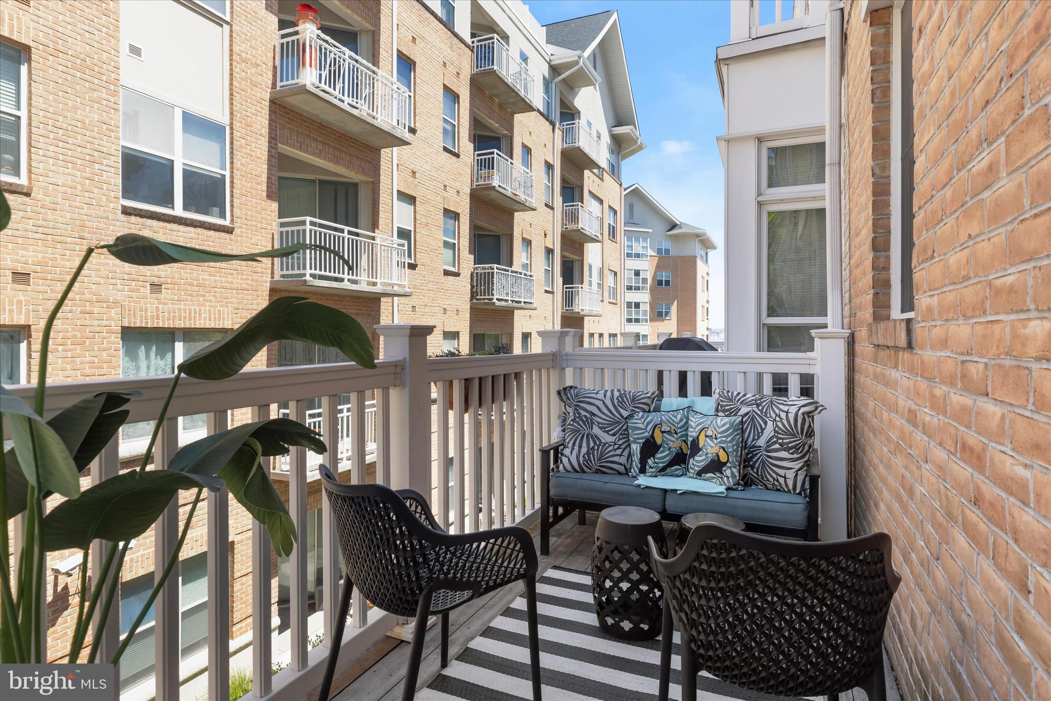 HARBORVIEW - Residential