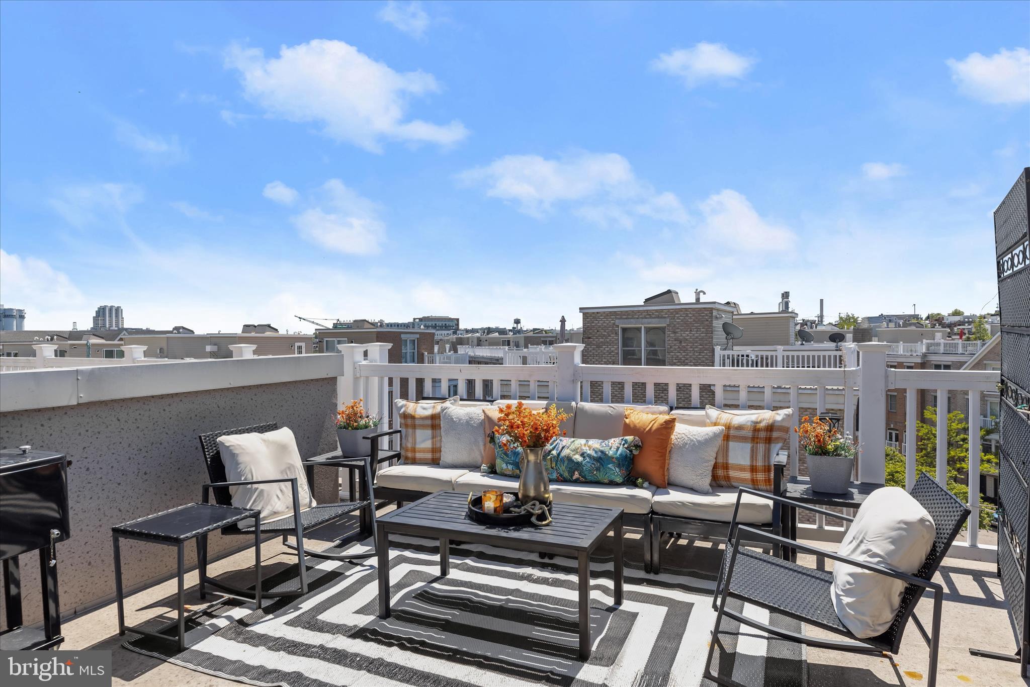 HARBORVIEW - Residential