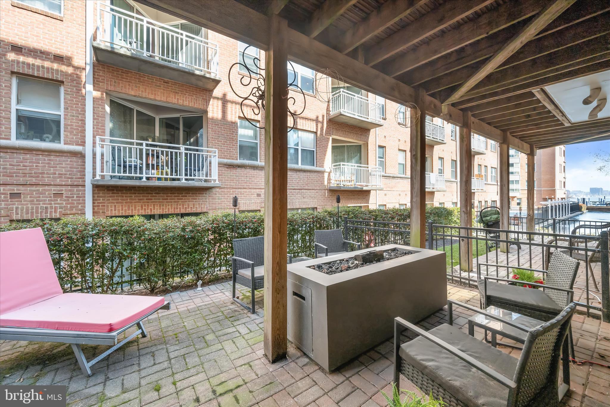 HARBORVIEW - Residential