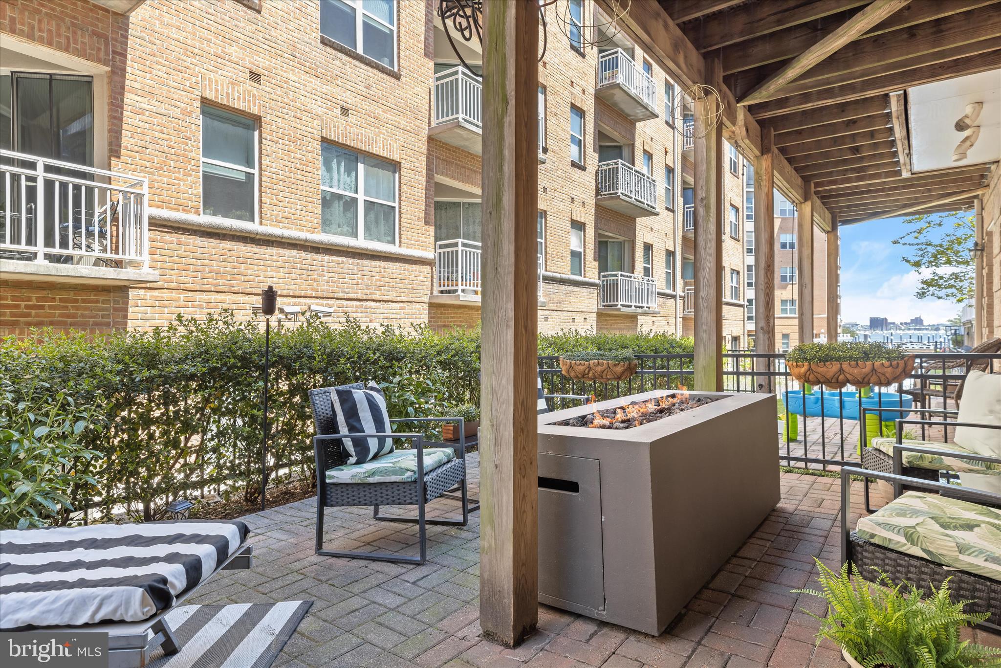 HARBORVIEW - Residential