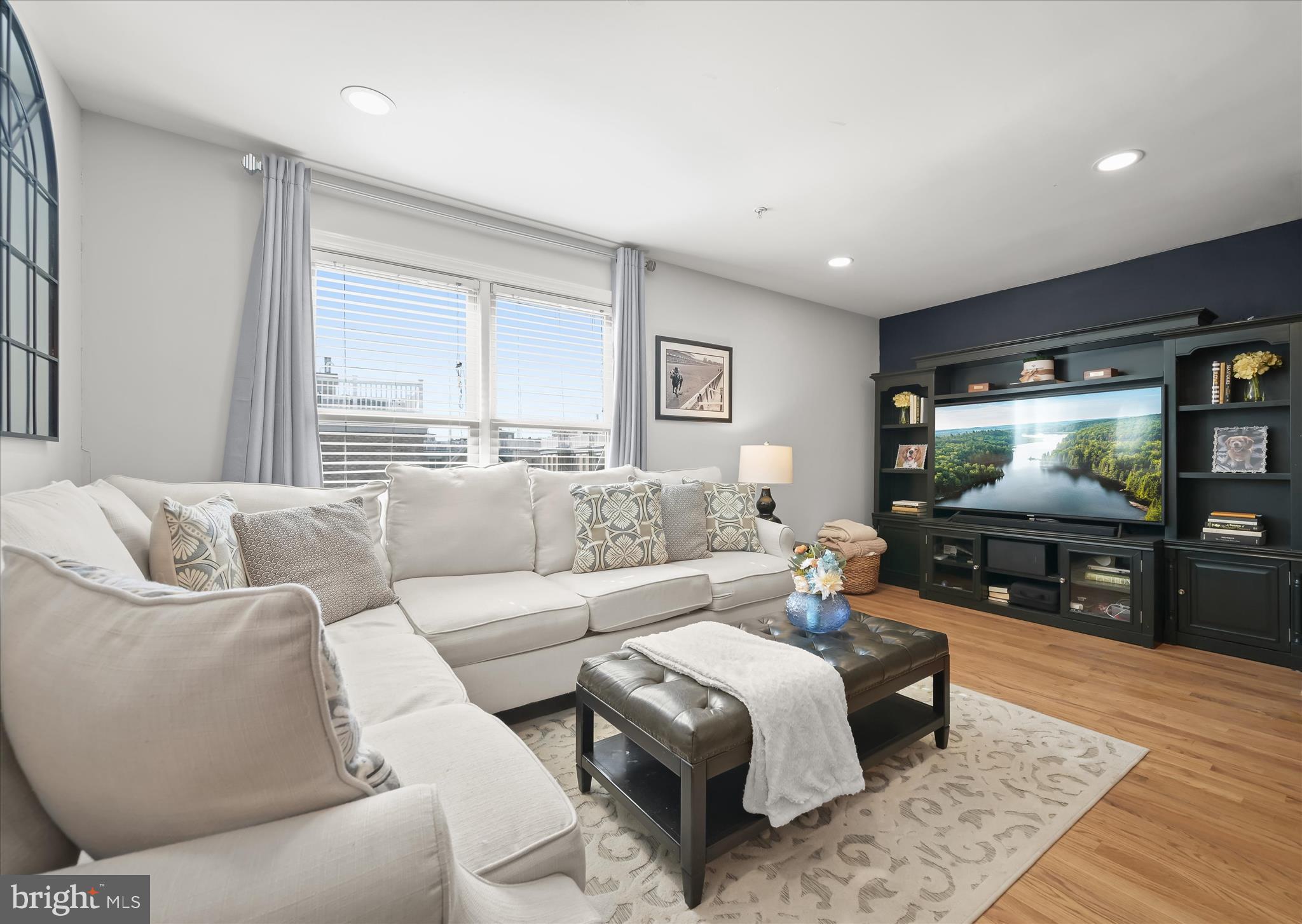 HARBORVIEW - Residential