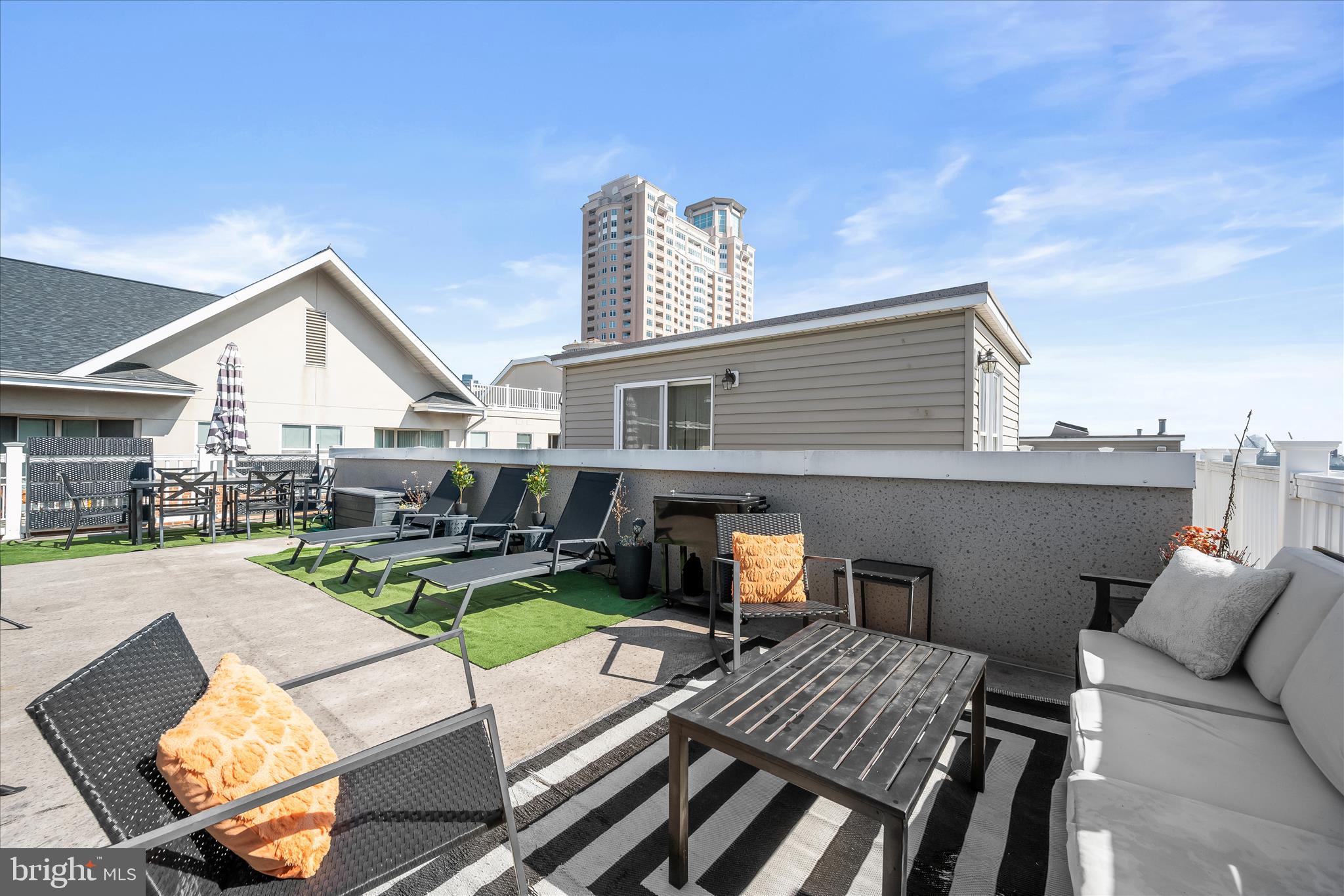 HARBORVIEW - Residential