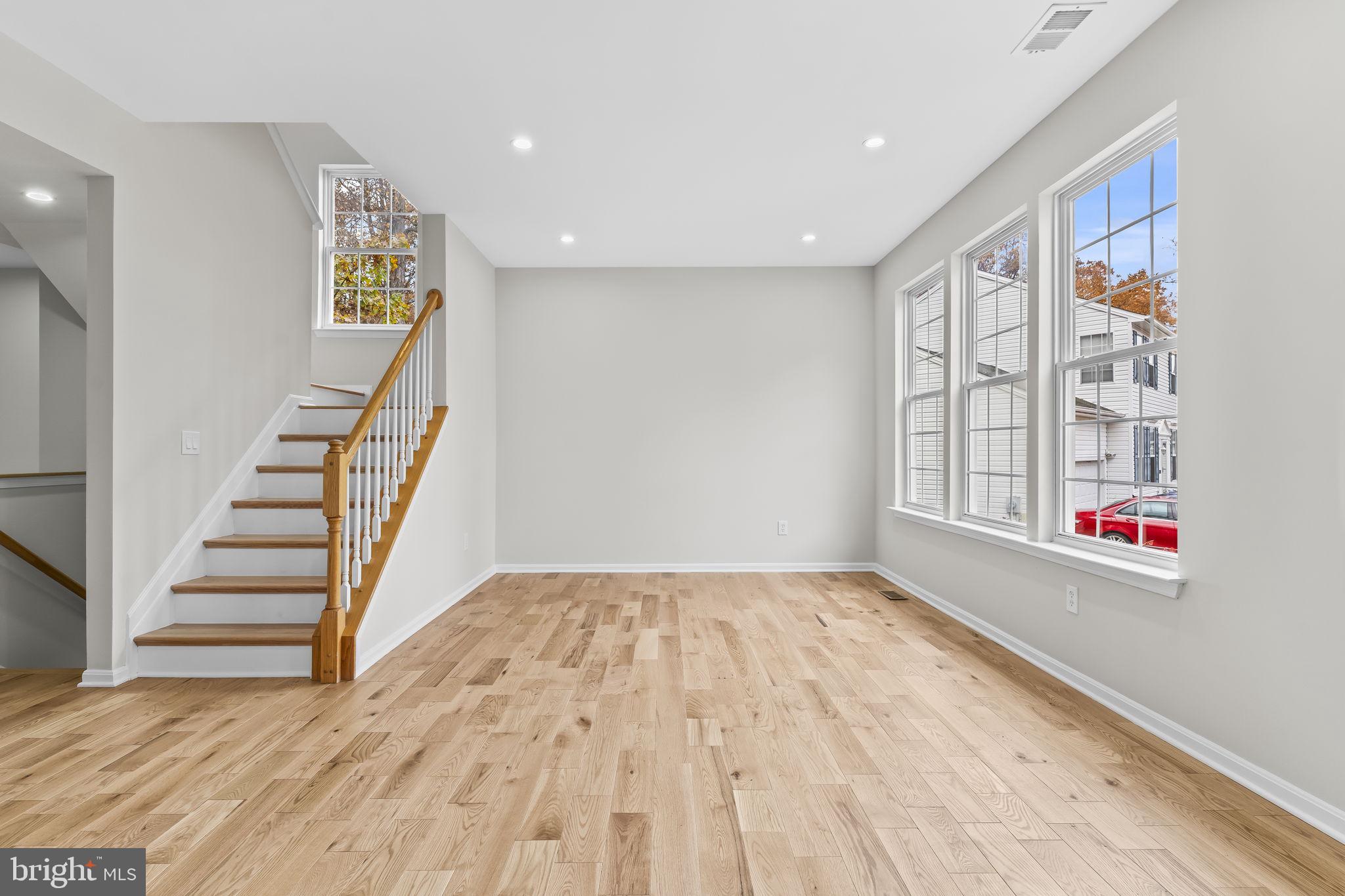 HAWKS REST - Residential