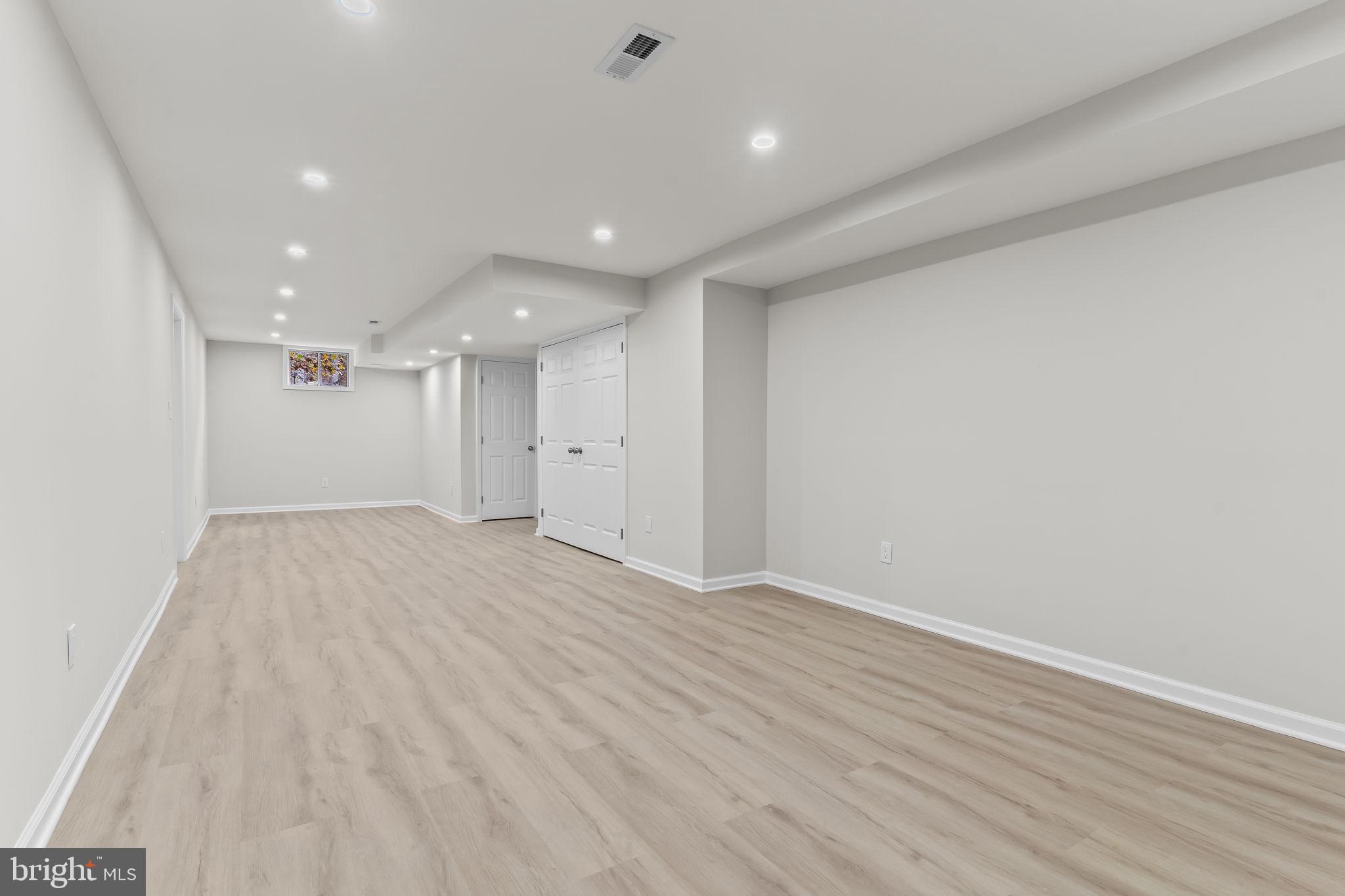 HAWKS REST - Residential