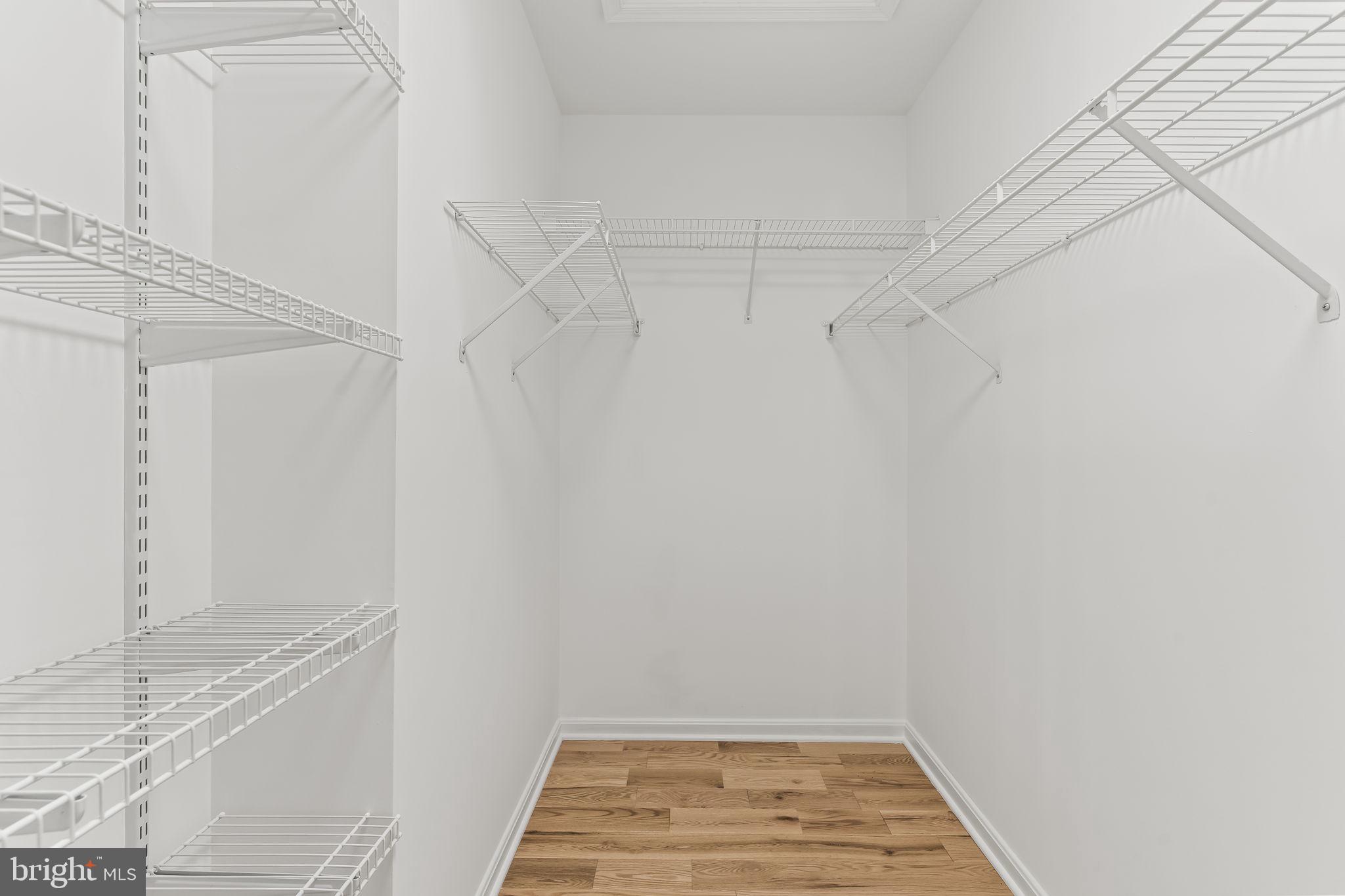 HAWKS REST - Residential