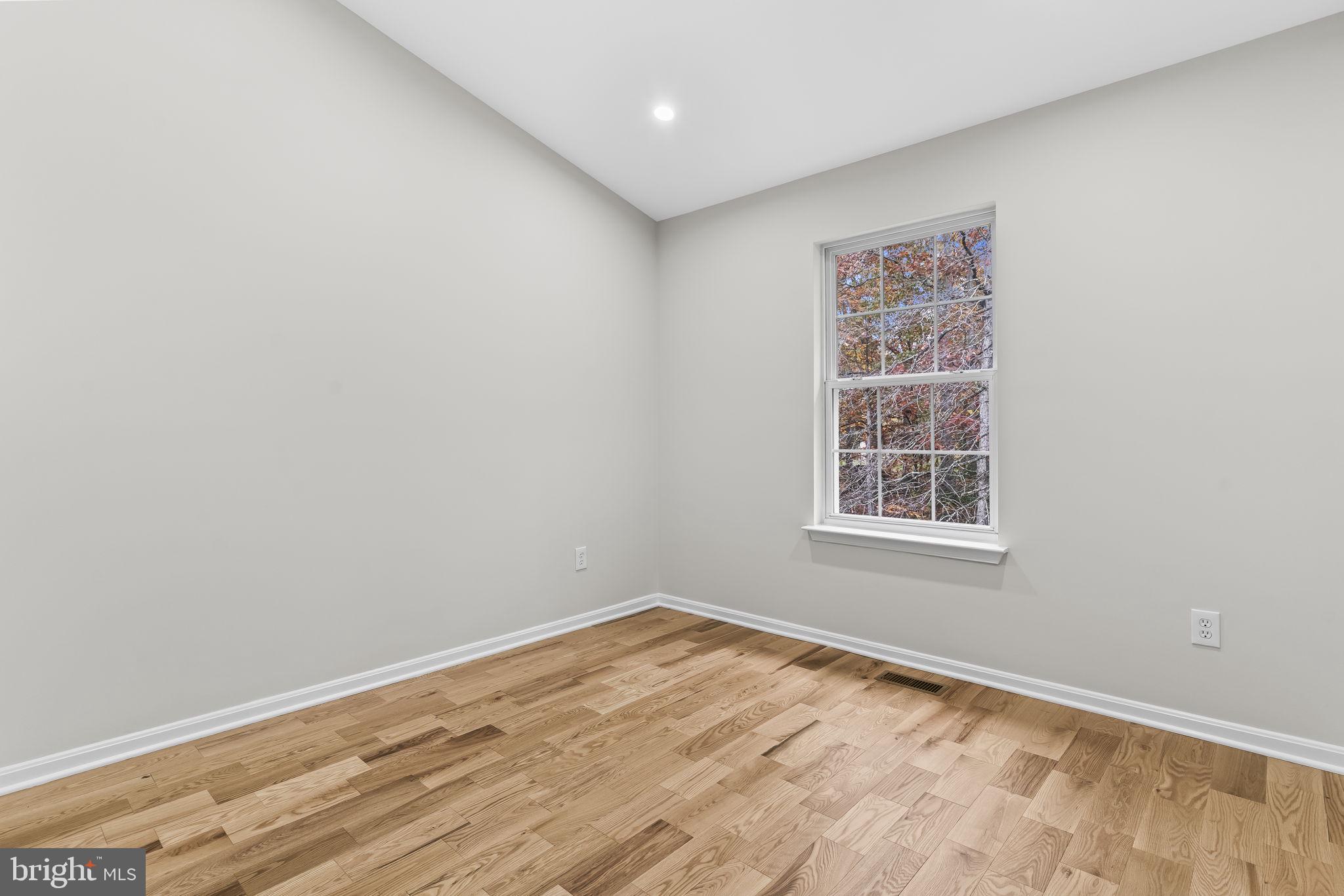 HAWKS REST - Residential