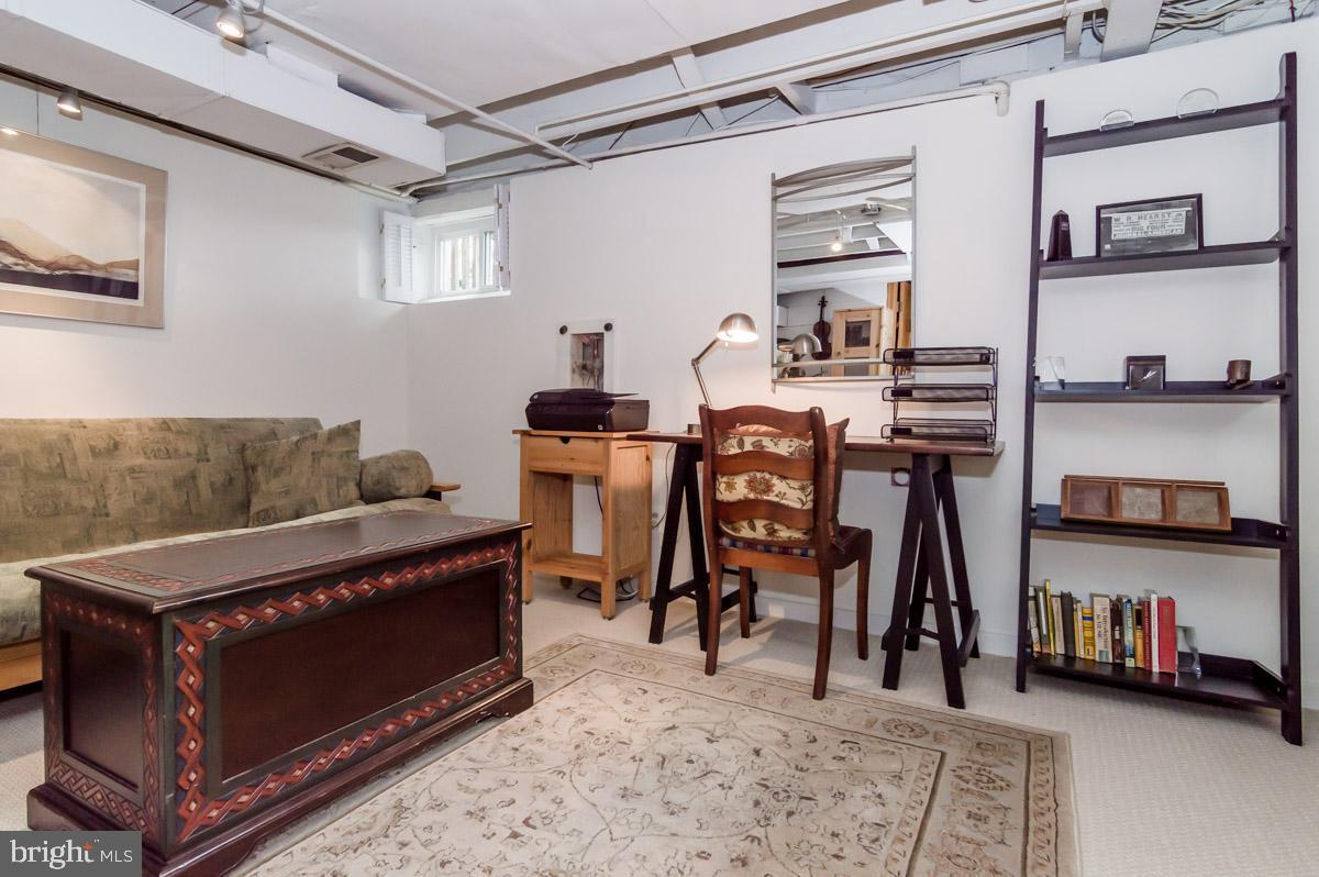 DEL RAY - Residential