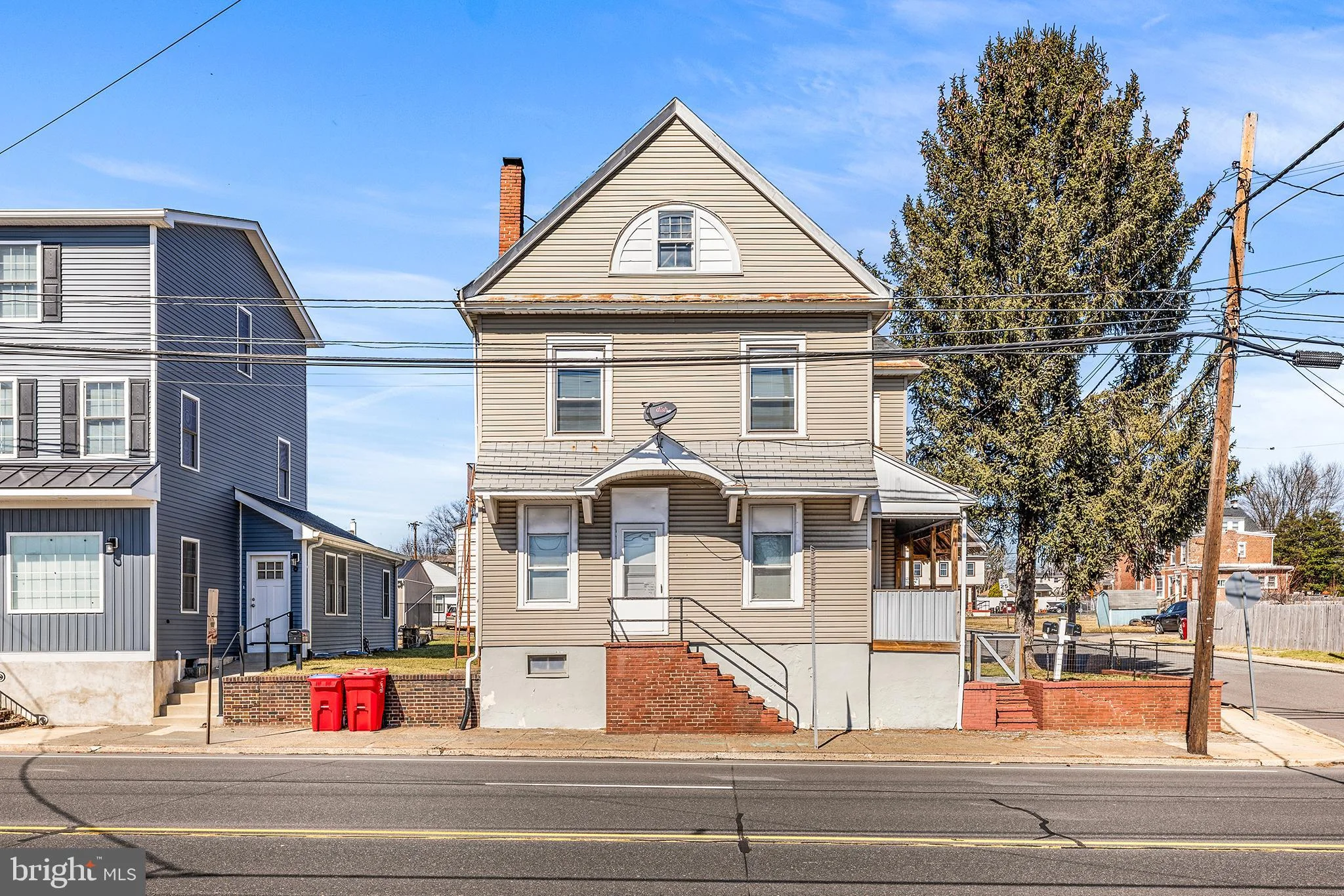 1001 W High Street