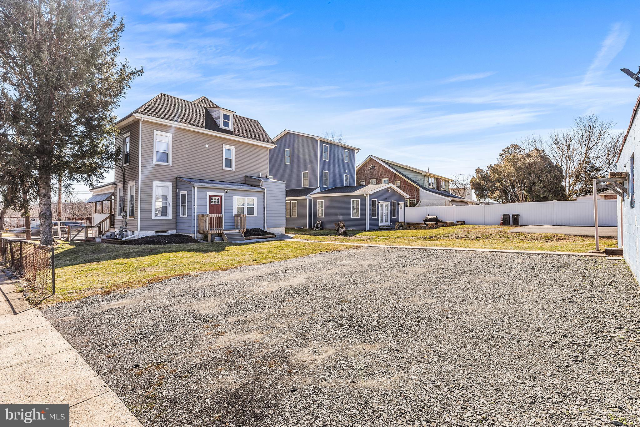 POTTSTOWN - Residential Income