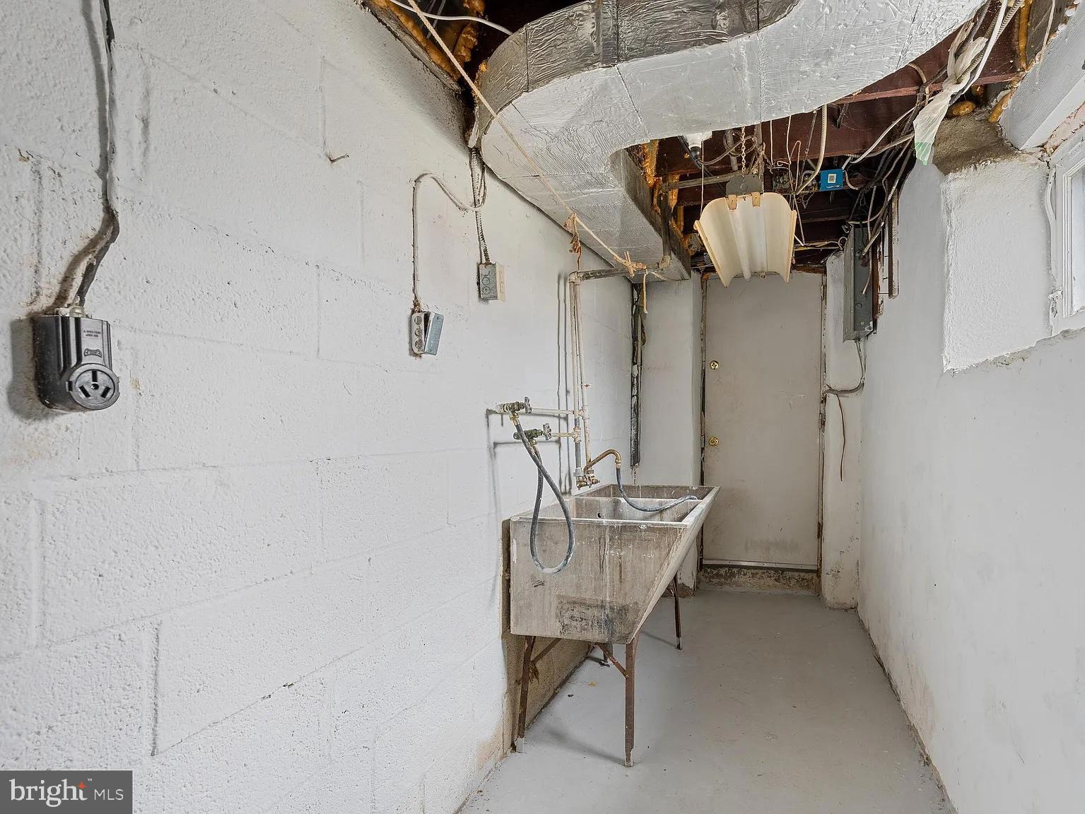 CHESTER CITY - Residential Lease