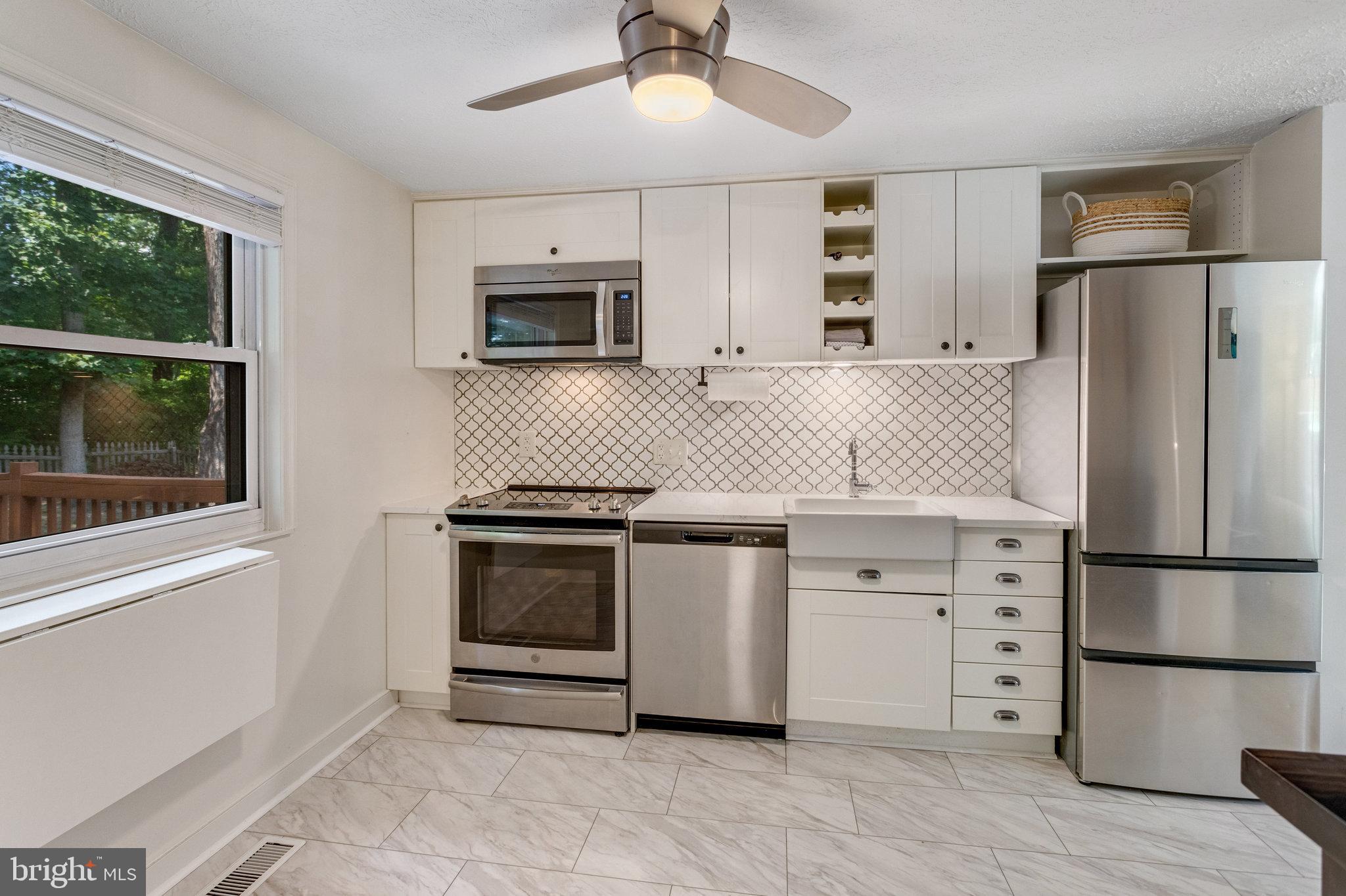 16104 BENEDICT COURT