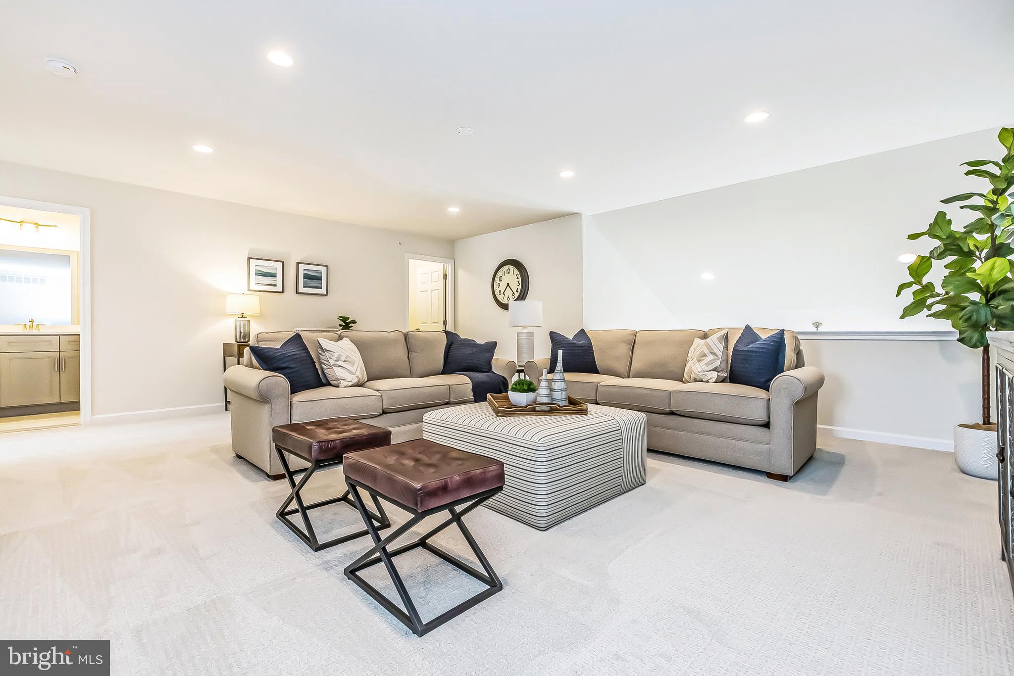 WILLISTOWN POINT - Residential