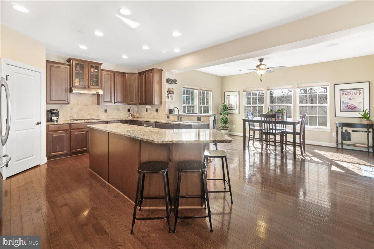 ASPEN LAKE LINGANORE - Residential