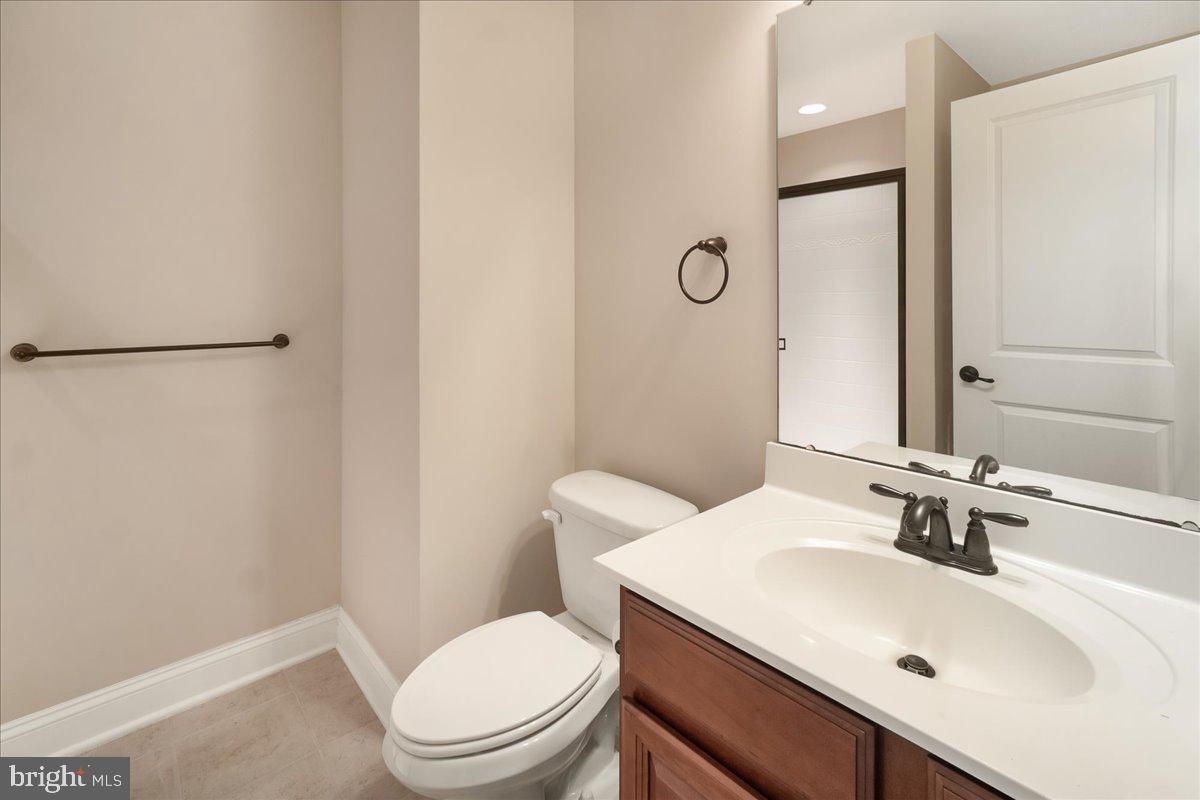 ASPEN LAKE LINGANORE - Residential