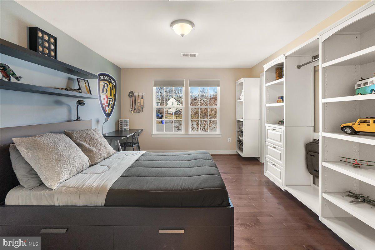 ASPEN LAKE LINGANORE - Residential