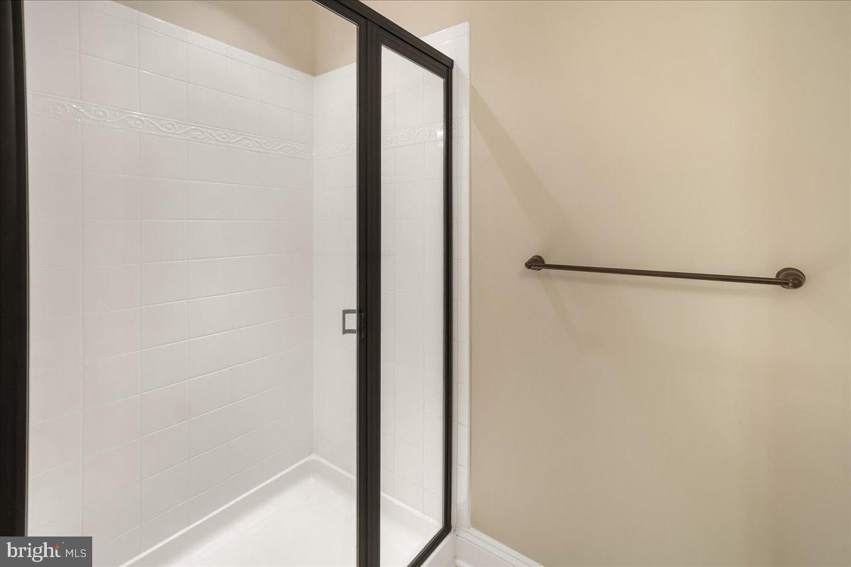 ASPEN LAKE LINGANORE - Residential