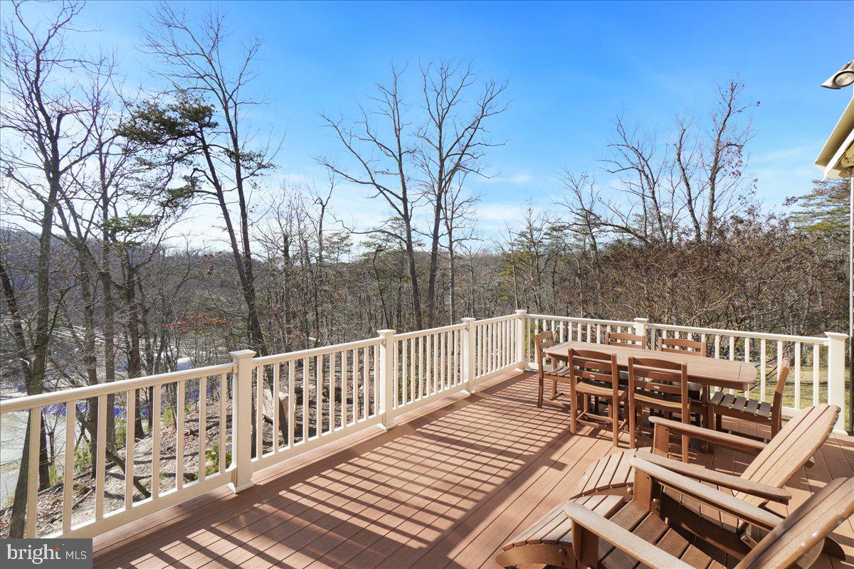 ASPEN LAKE LINGANORE - Residential