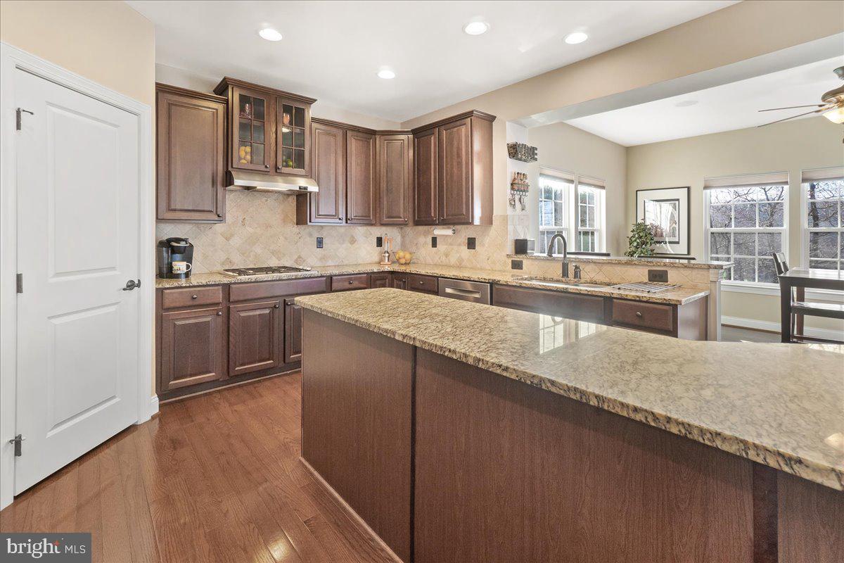 ASPEN LAKE LINGANORE - Residential