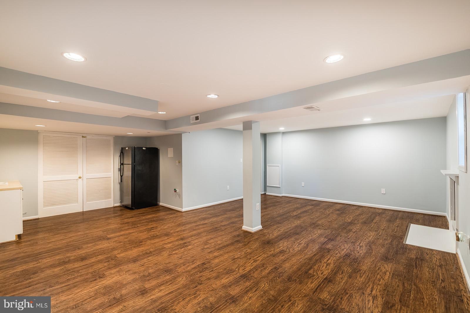 ROLLING VALLEY - Residential