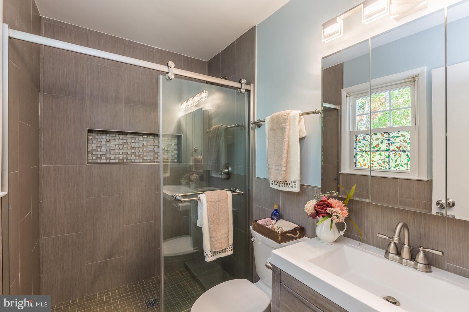 ROLLING VALLEY - Residential