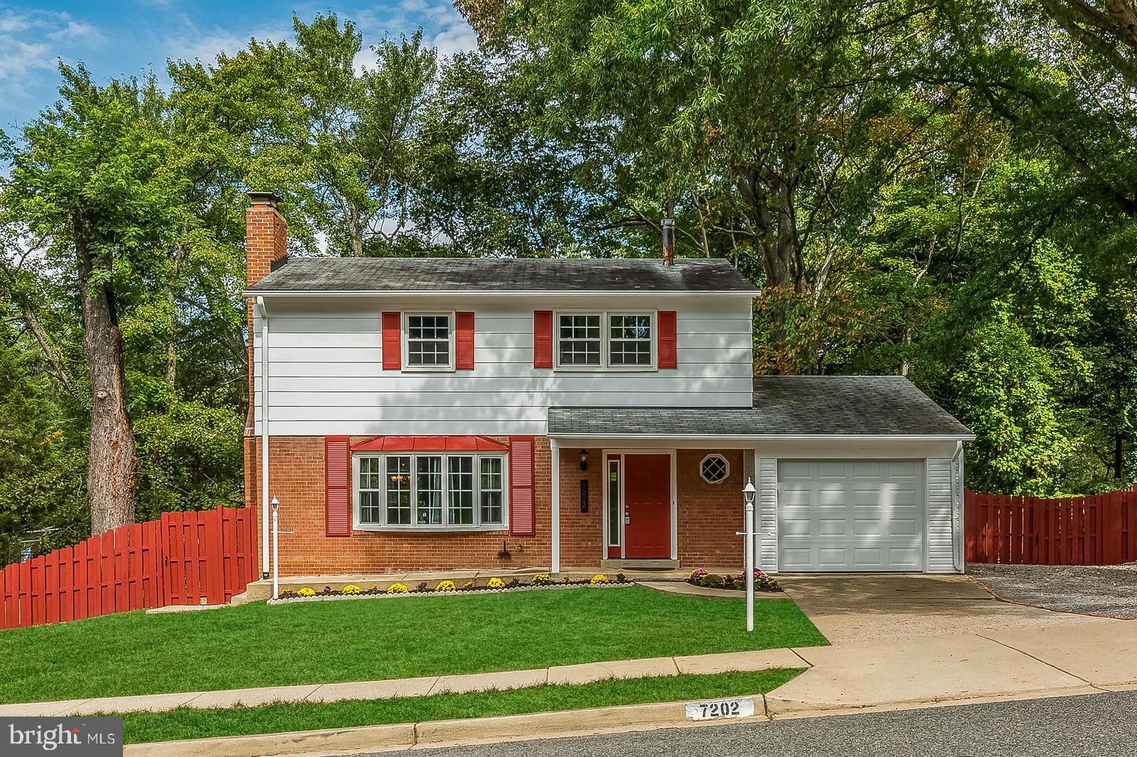 ROLLING VALLEY - Residential