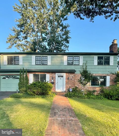8350 ORANGE COURT ALEXANDRIA VA 22309