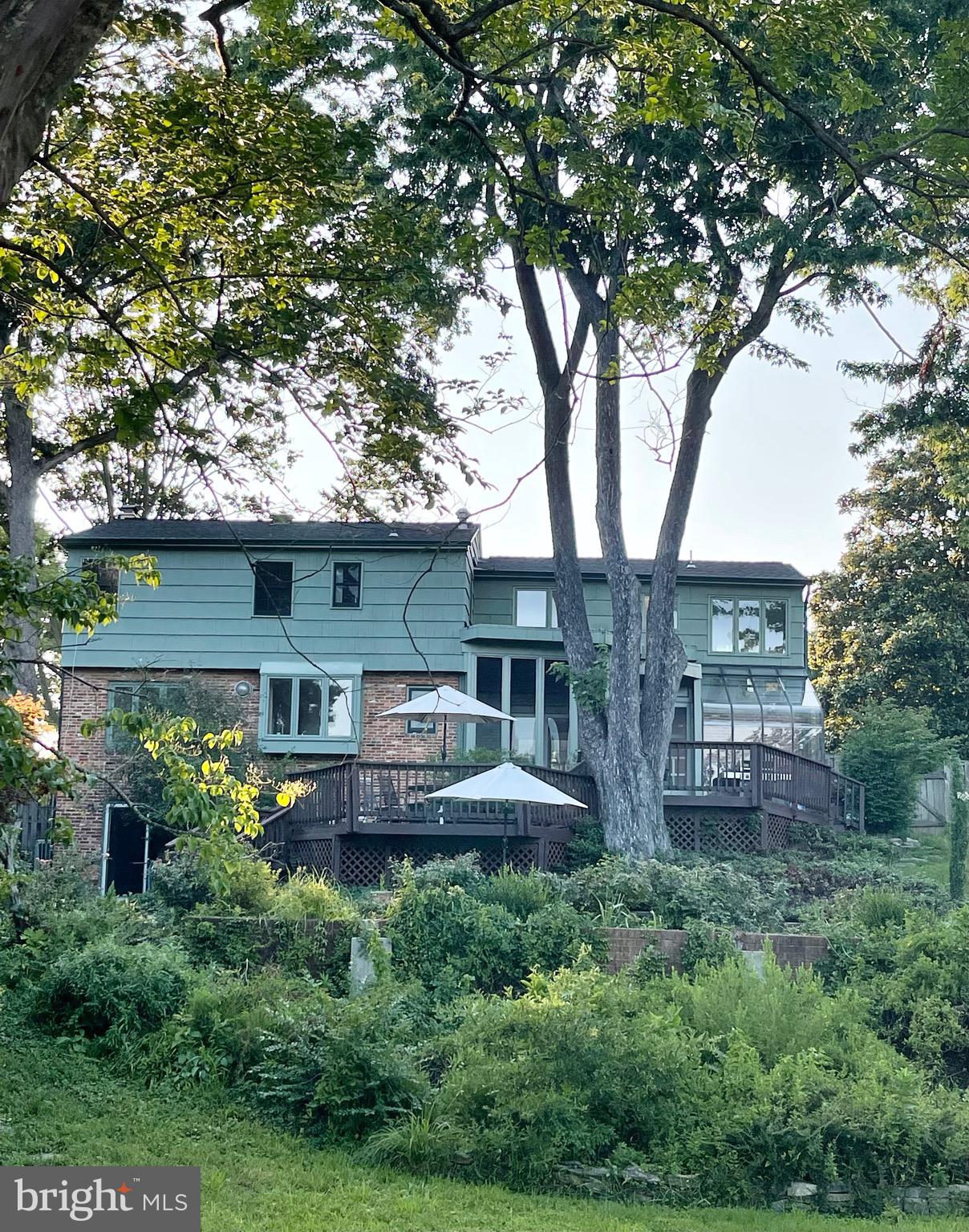 RIVERSIDE ESTATES - Residential