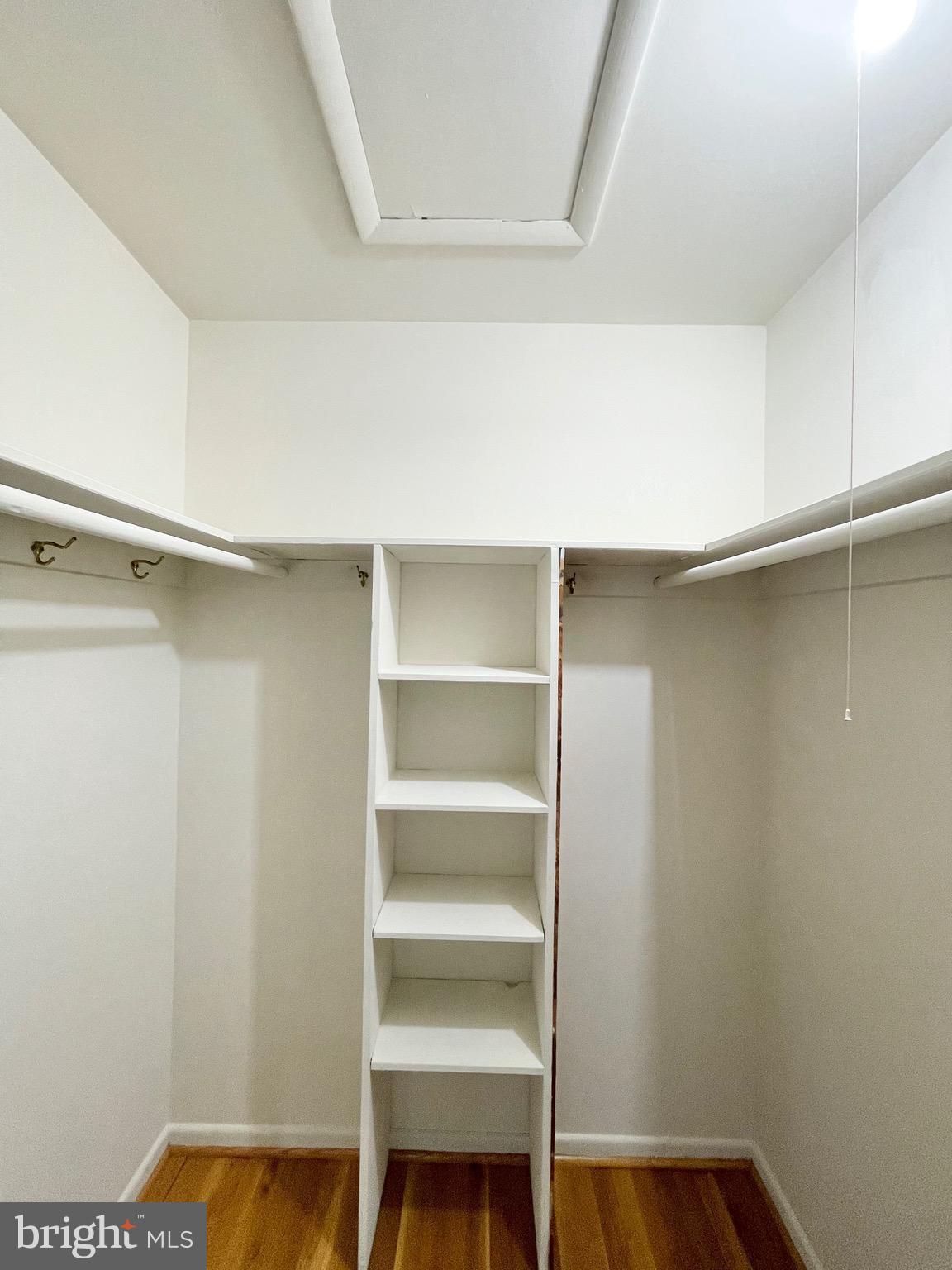 RIVERSIDE ESTATES - Residential