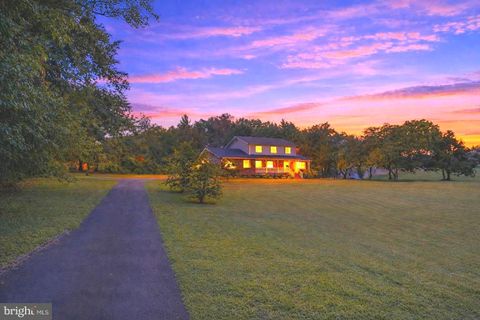 Homes For Sale - 13360 Cameron Court<br/> BOSTON, VA 22713