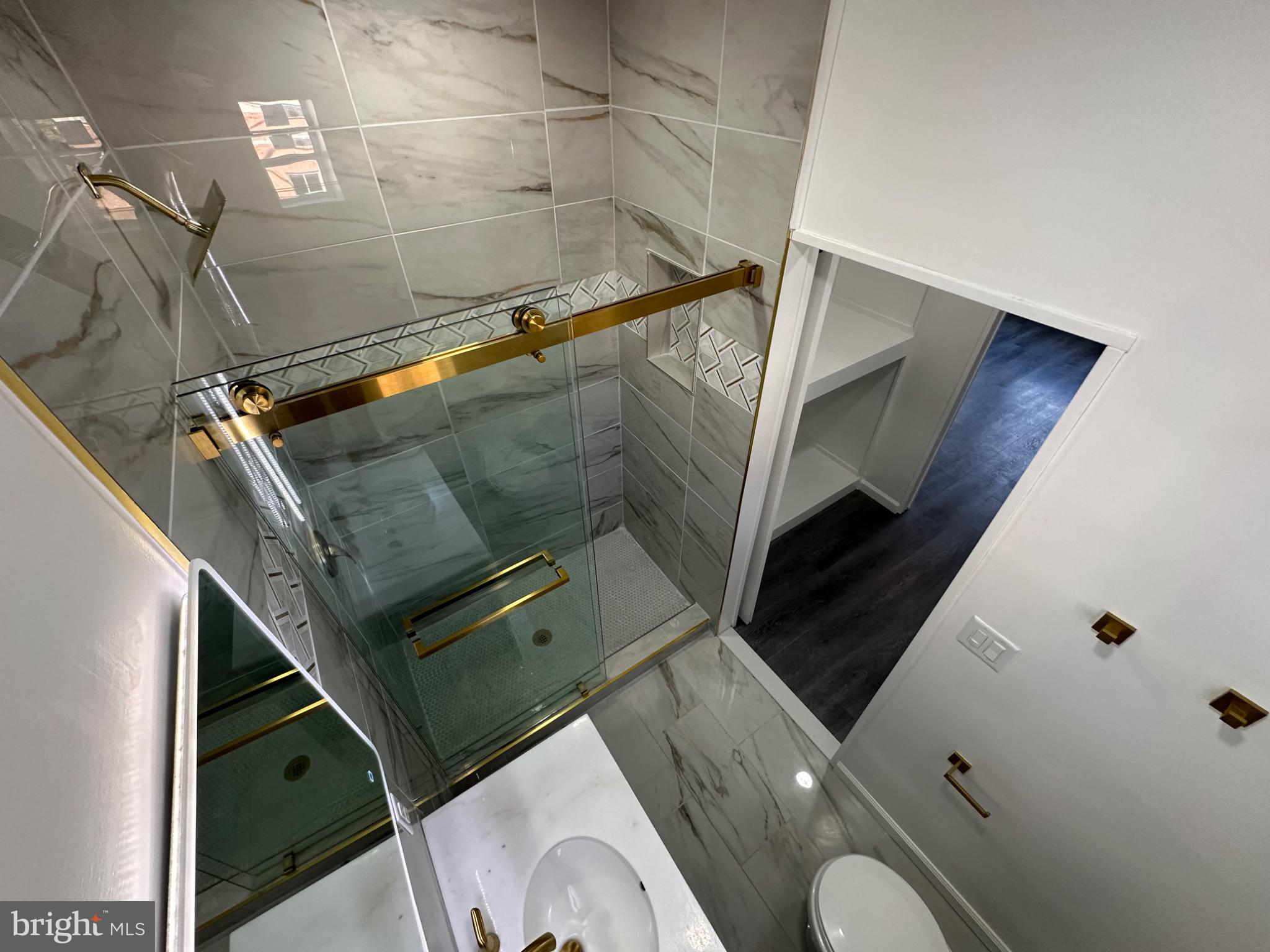 COBBS CREEK - Residential