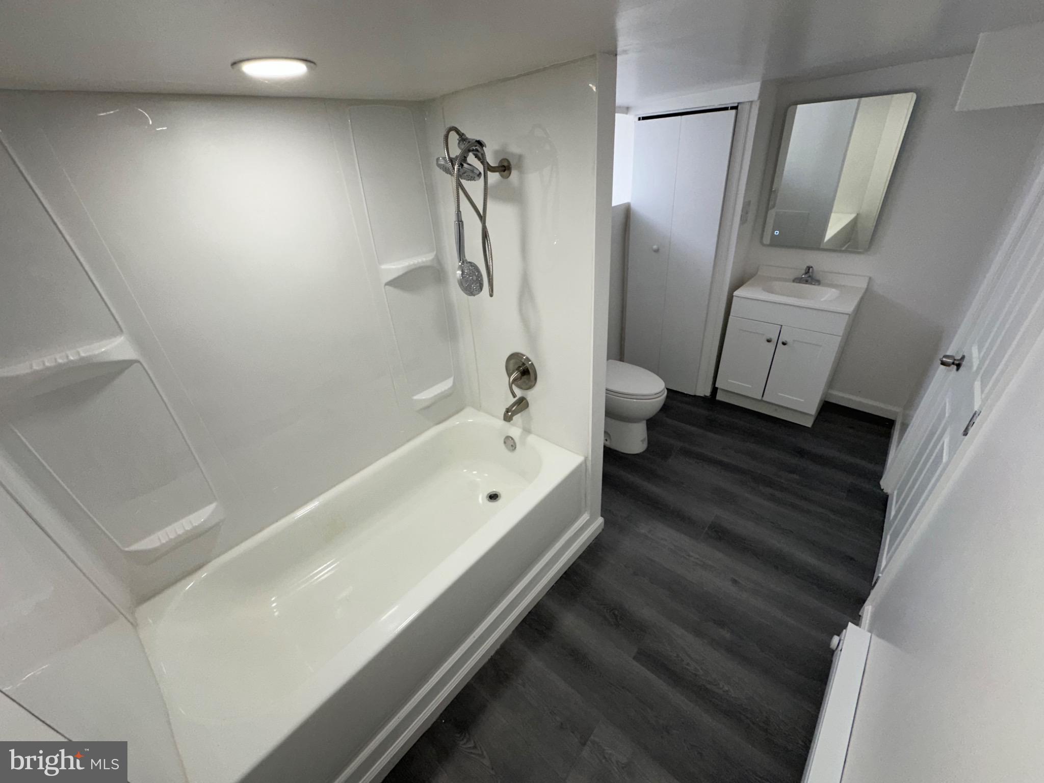 COBBS CREEK - Residential