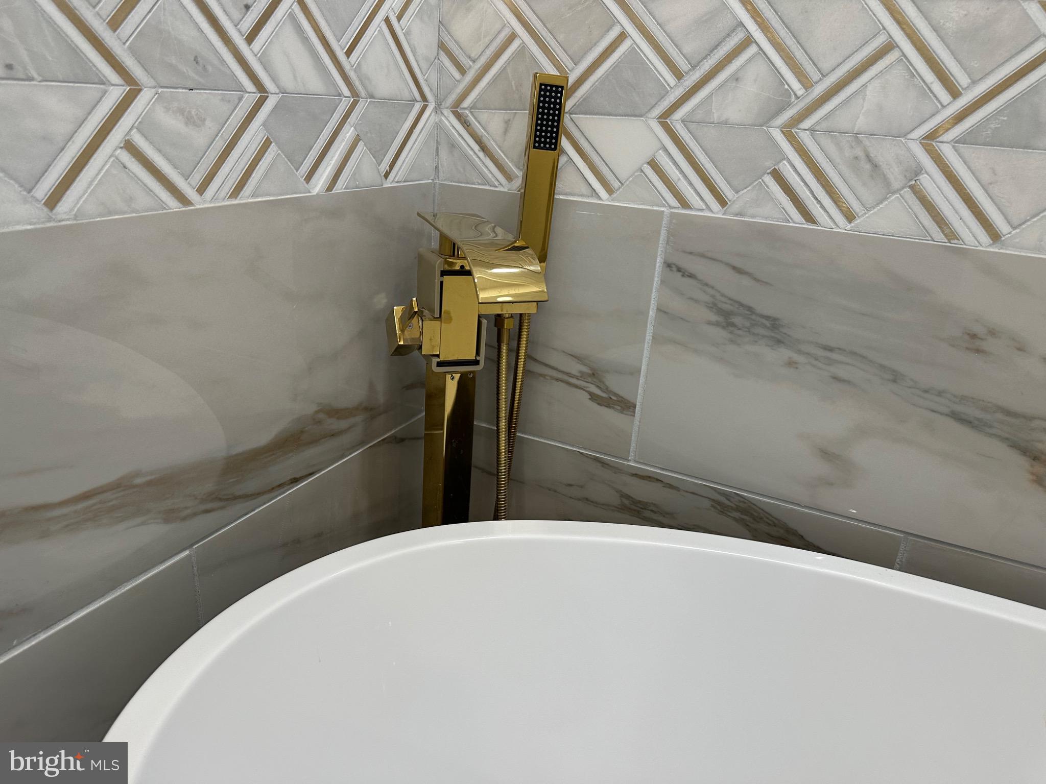 COBBS CREEK - Residential