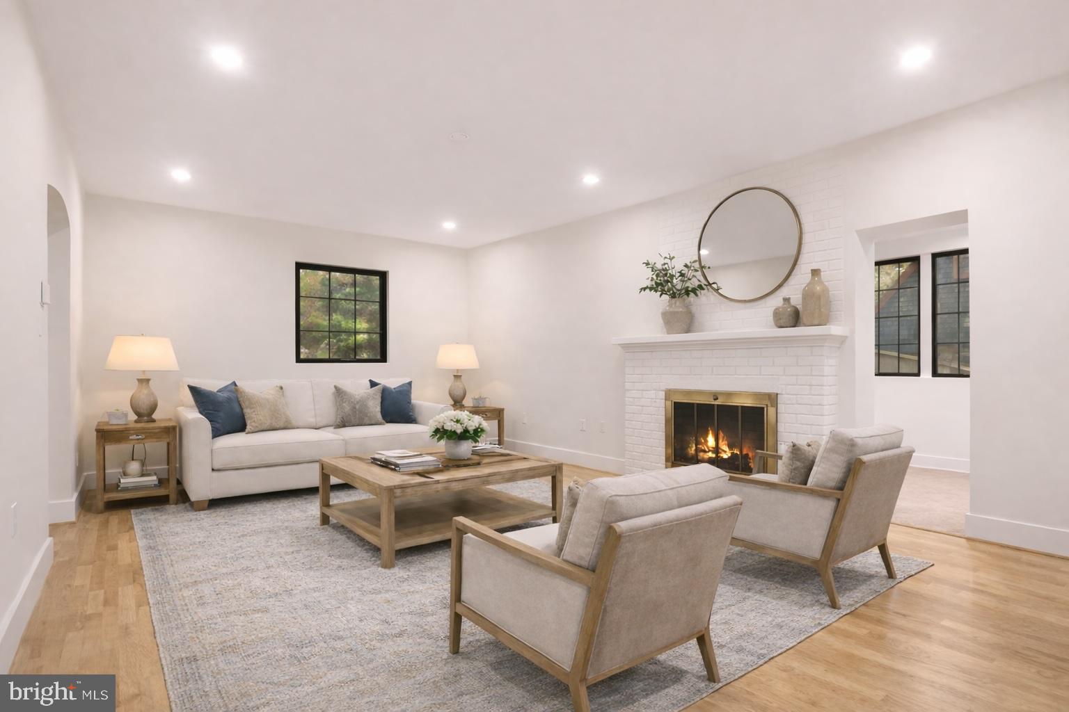 SEVEN OAKS - Residential