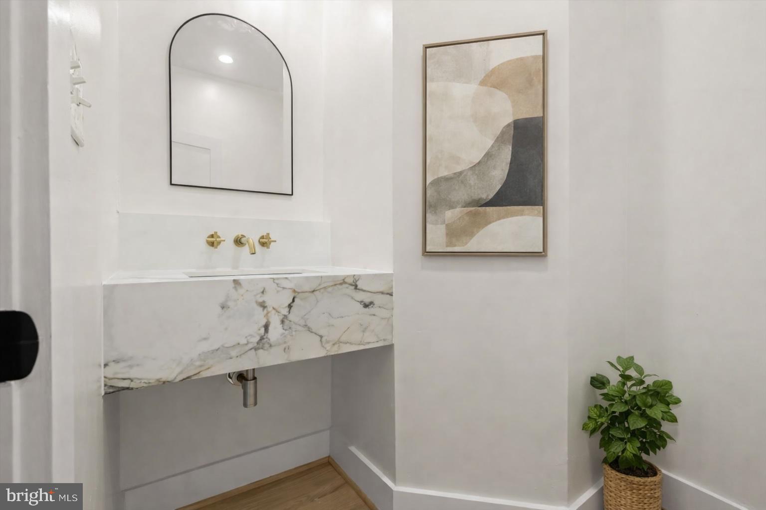 SEVEN OAKS - Residential