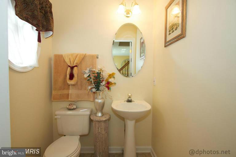 LYONSWOOD - Residential