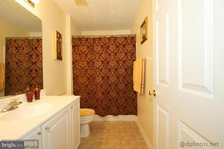 LYONSWOOD - Residential