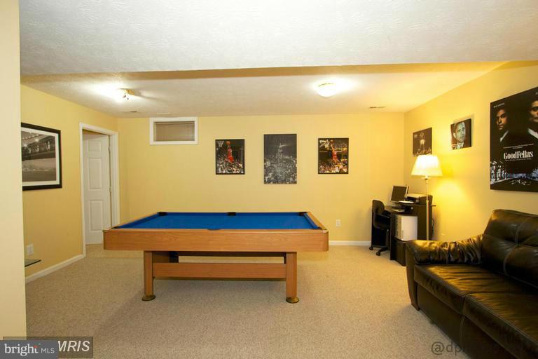 LYONSWOOD - Residential