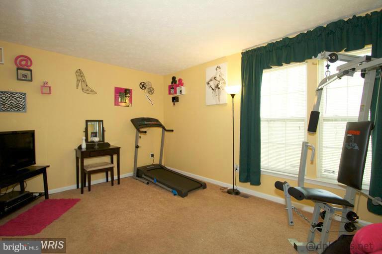 LYONSWOOD - Residential