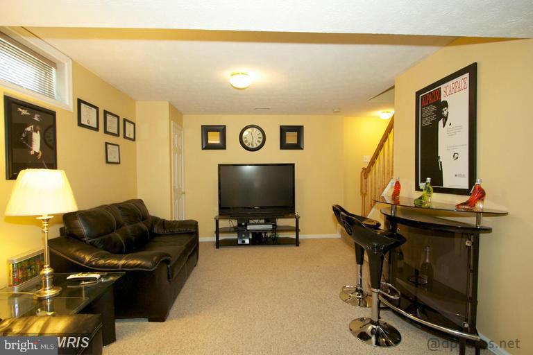 LYONSWOOD - Residential