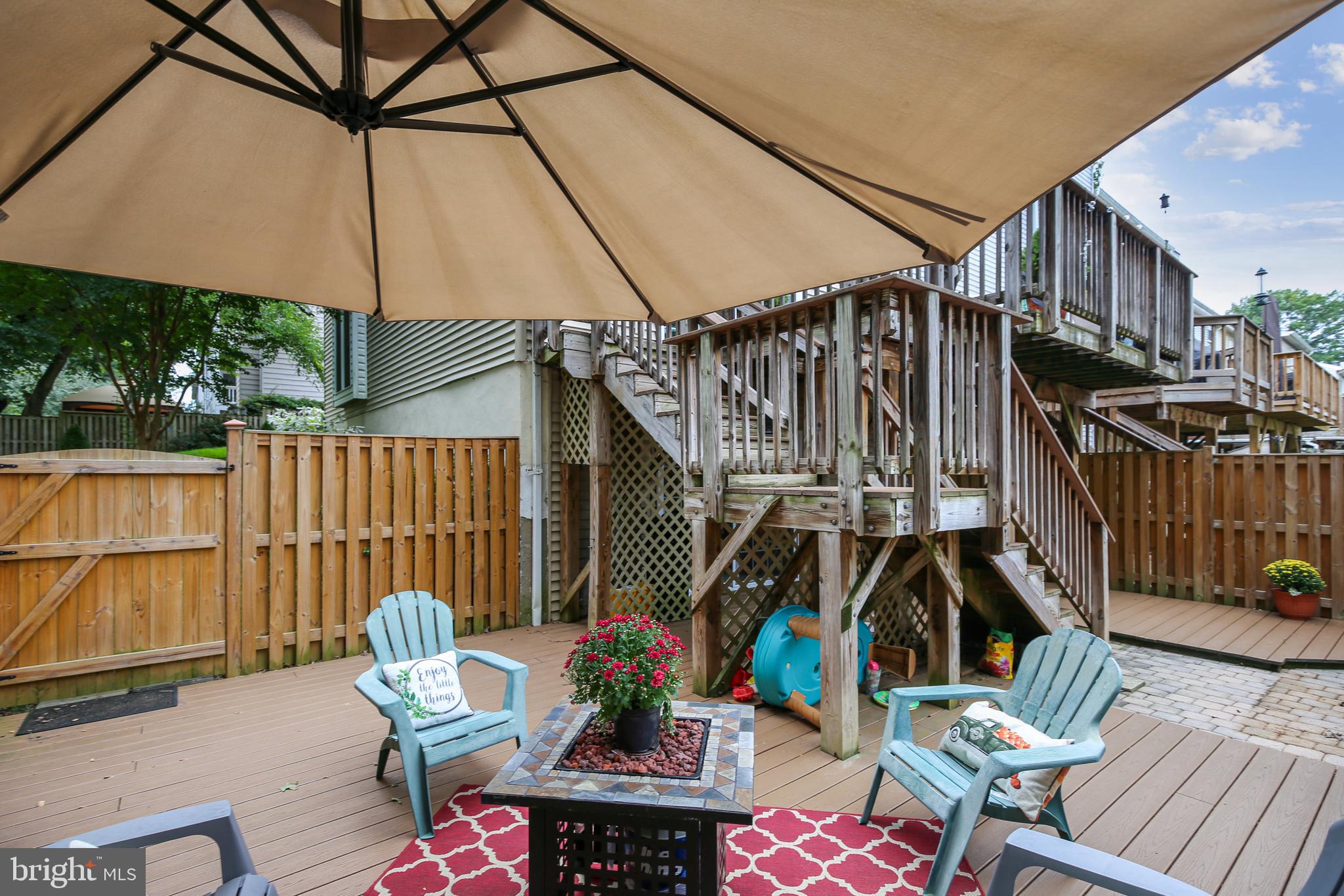 GLEN COVE - Residential