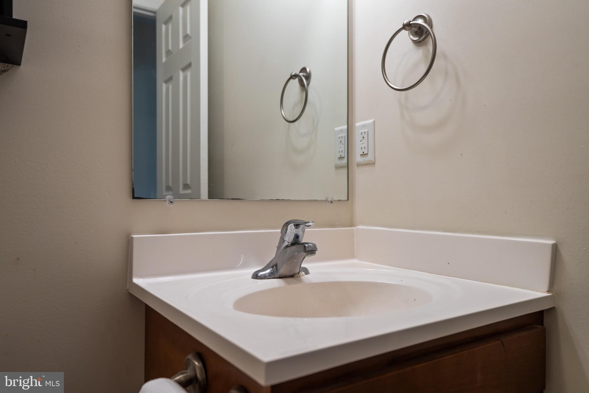 INWOOD VILLAGE - Residential